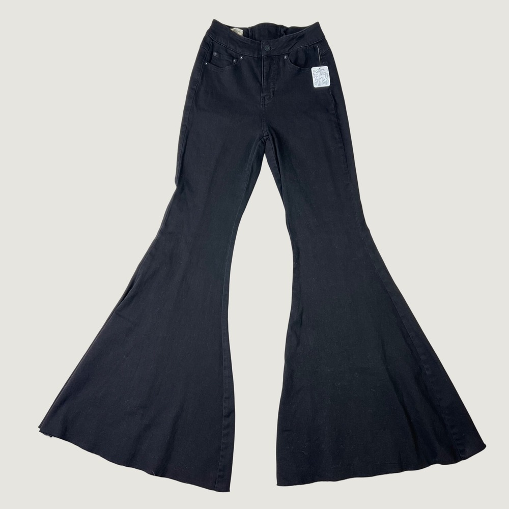 Free People We The Free CRVY Super High-Rise Lace-Up Flare Jeans 26 Black NWT